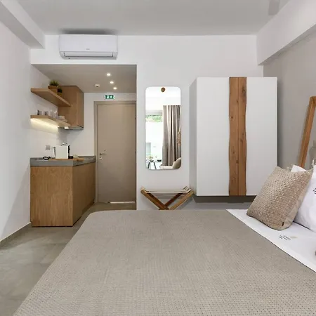 Soho Exclusive סקאלה פוטאמיאס